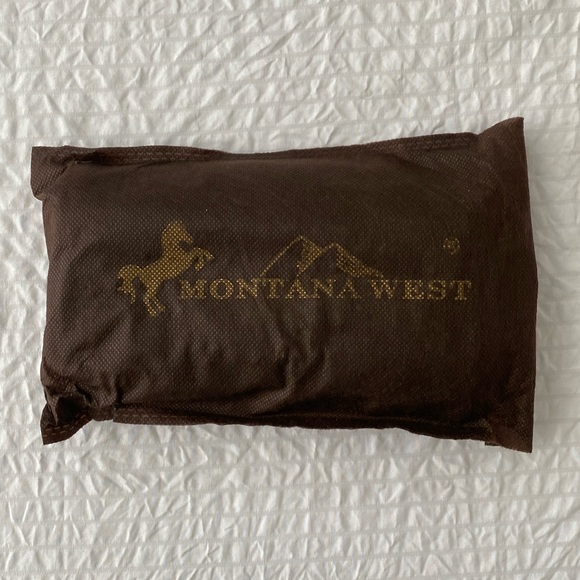 Montana West Concho Collection Wallet - Picture 10 of 10